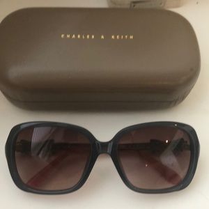 Charles and Keith Cute Bow Sunglasses